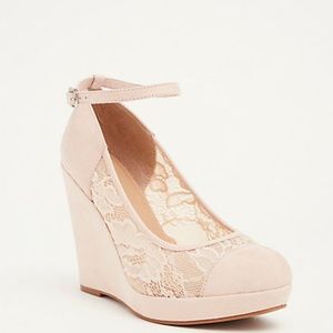 LaceInset AnkleStrap Platform Wedges (Wide Width)